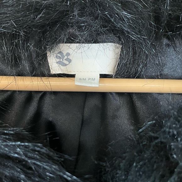 Hudson Bay Black Faux Fur Shaggy Jacket - Picture 7 of 13